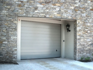 Αρχική 2 Σπαστές γκαραζόπορτες